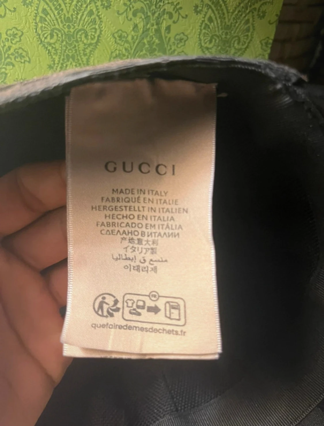 Svart keps med GG-mönster från Gucci - 2