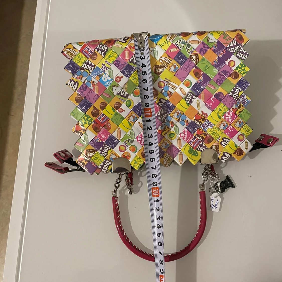 Färgglad handväska av godispapper - 3