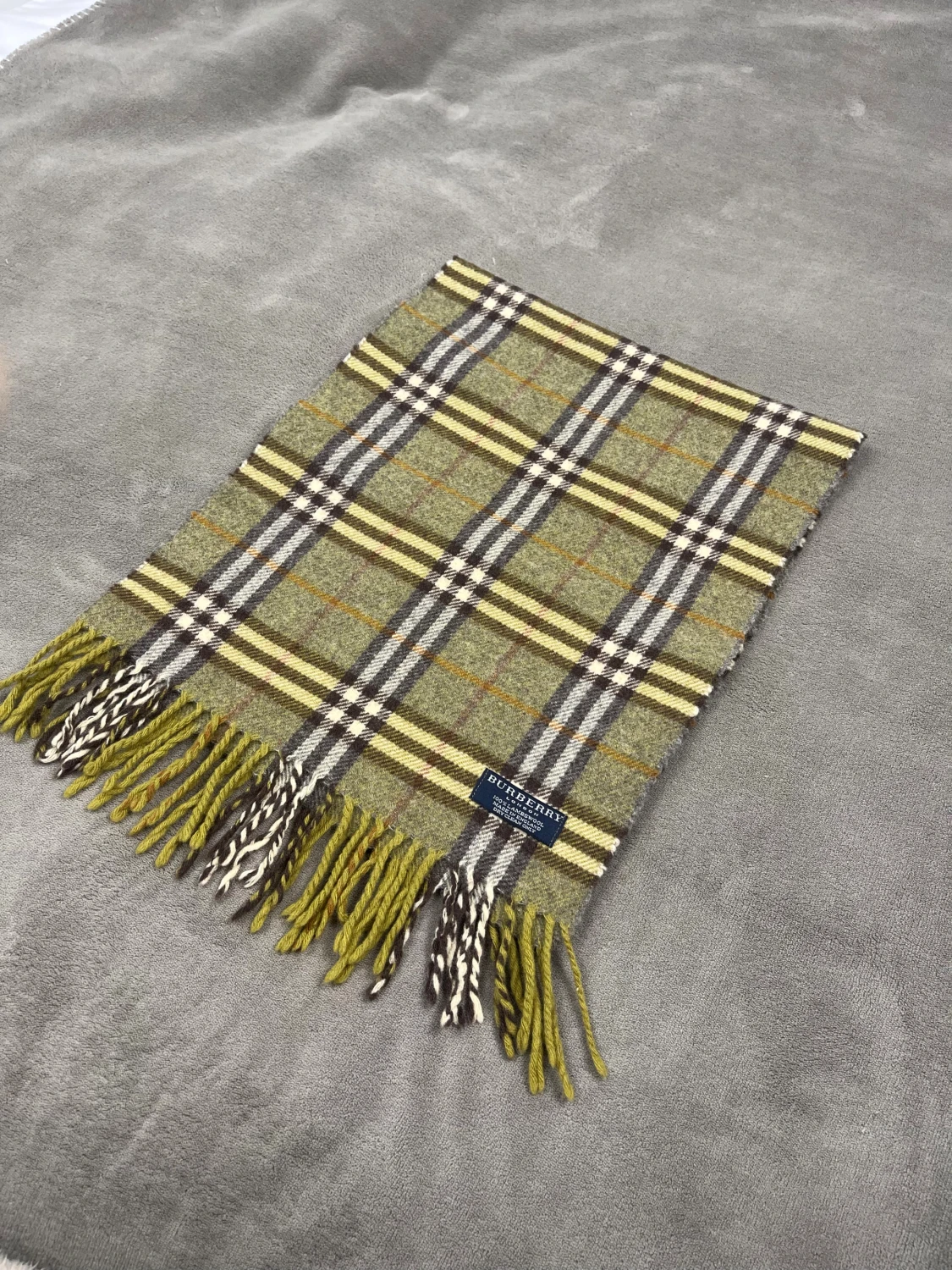 Khaki Burberry halsduk