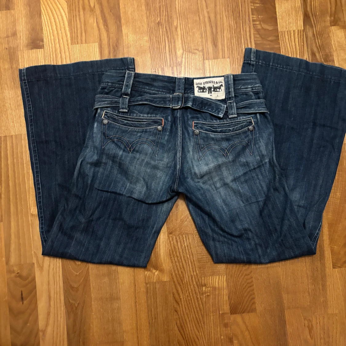 Levi's 517 bootcut jeans blå, stl 28