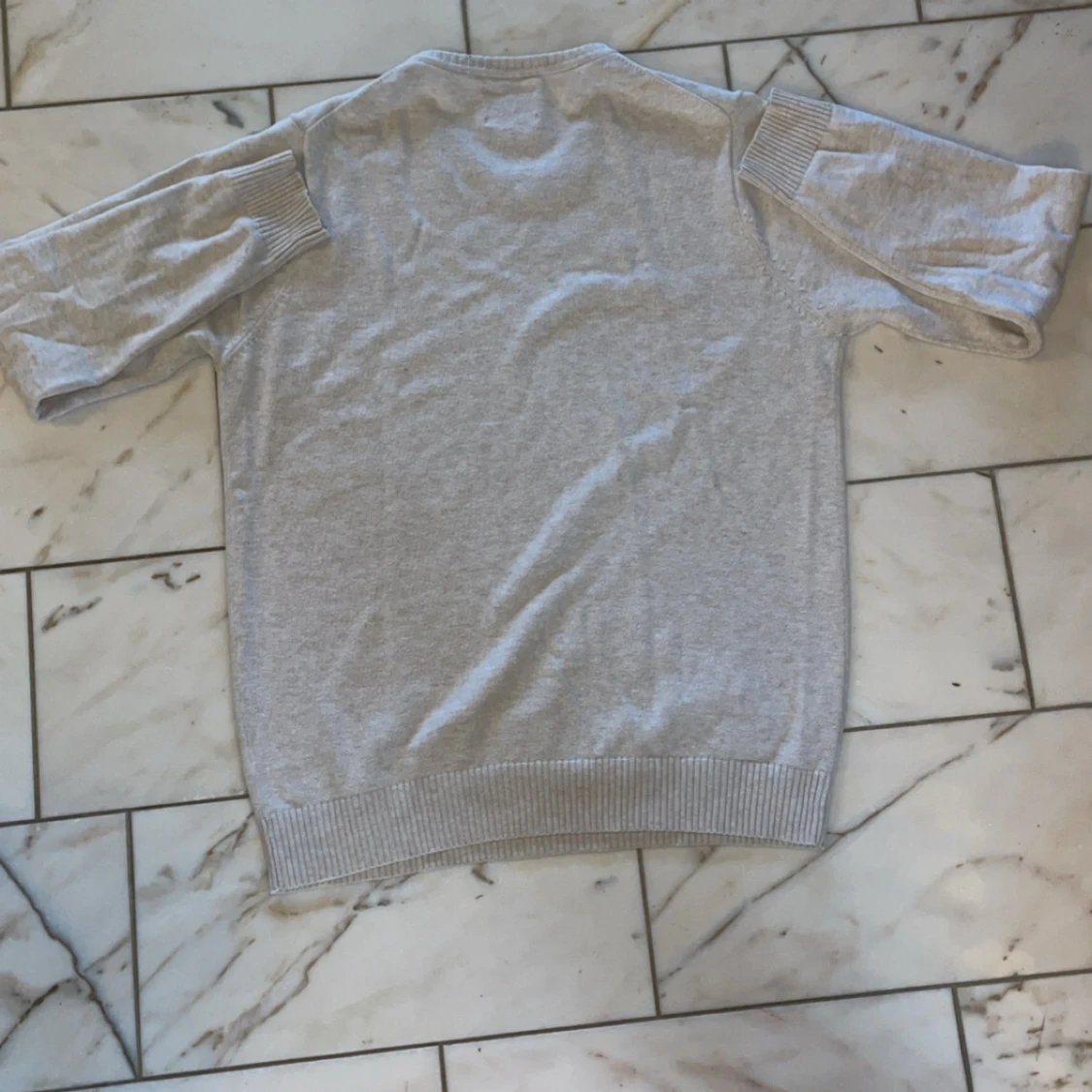 Beige/vit tröja från Morley - 3