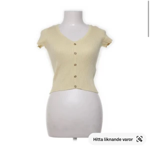 Söt topp - Säljer denna gula söta topp i storlek xs 