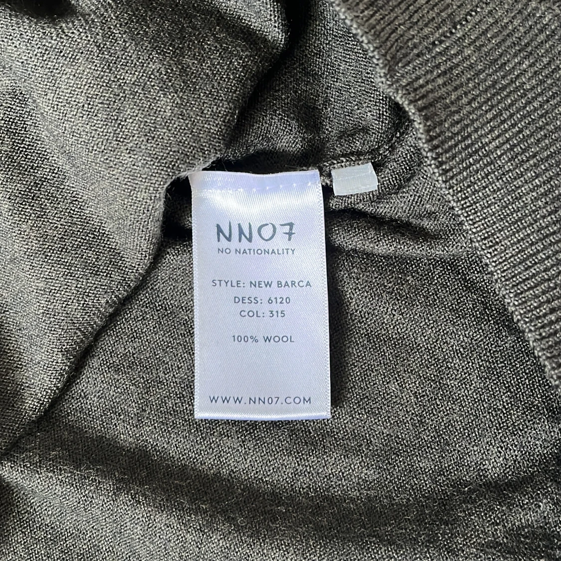 Mörkgrön stickad tröja från NN07 - 4