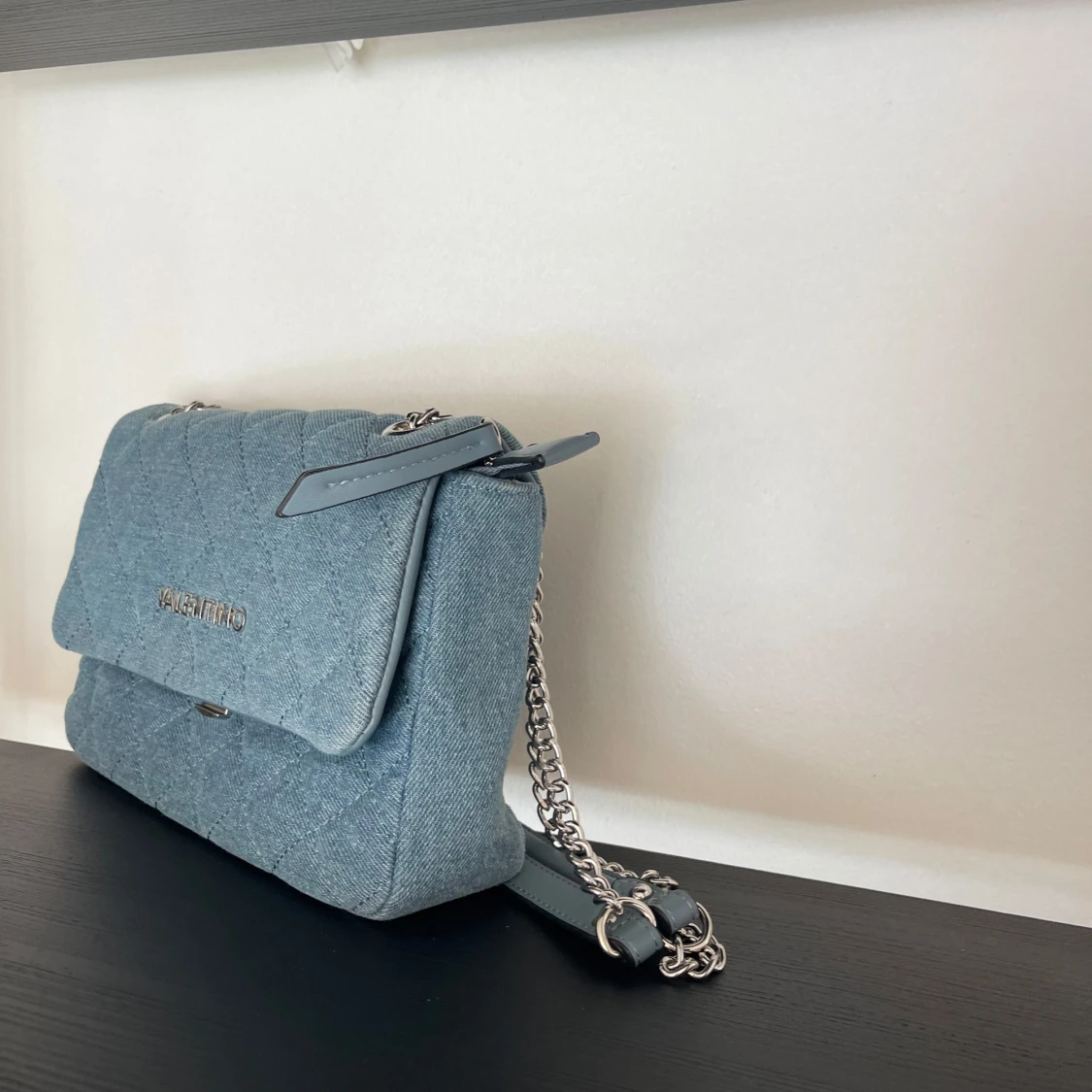 Jeansblå axelväska från Valentino - 1