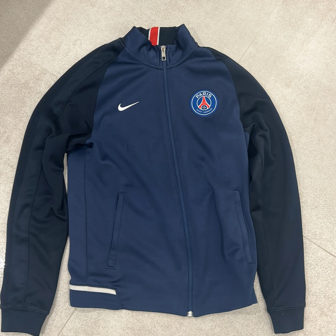 PSG Nike marinblå ziptröja