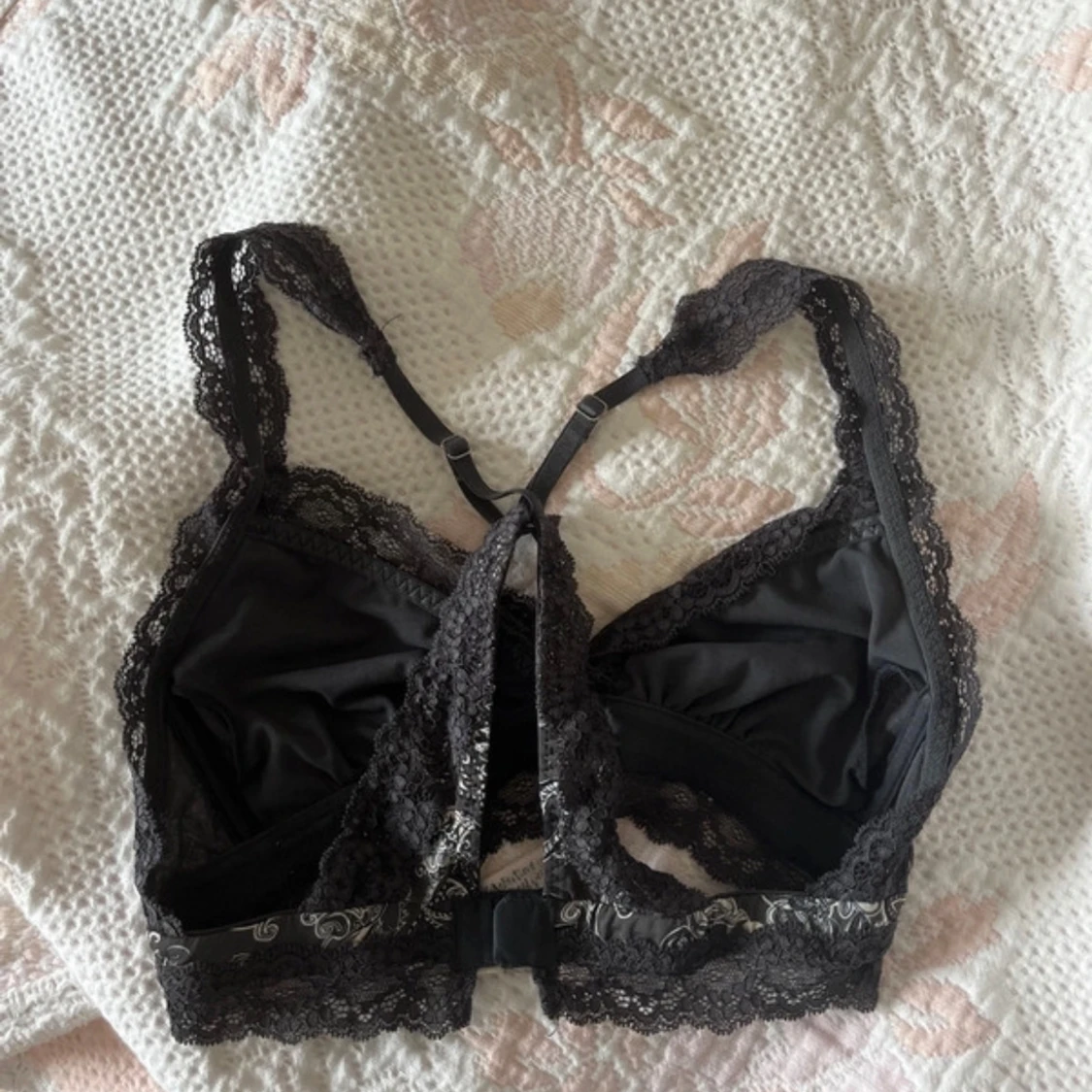 Svart spetsig bralette från Odd Molly - 1
