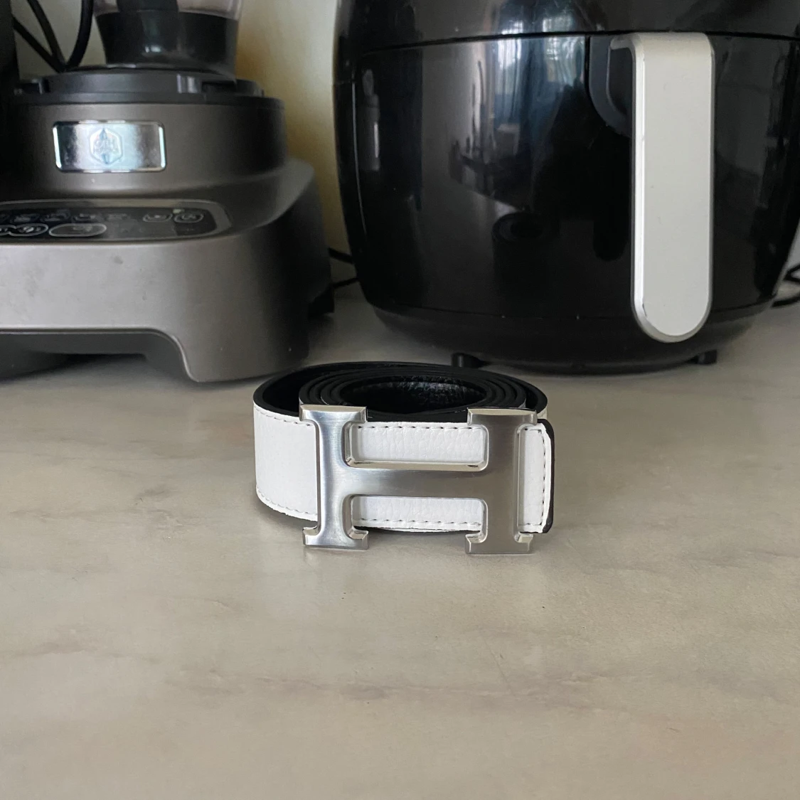  vändbart skärp i skinn