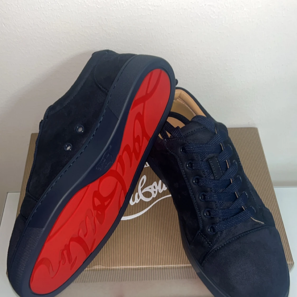 Mörkblå sneakers från Louboutin - 1