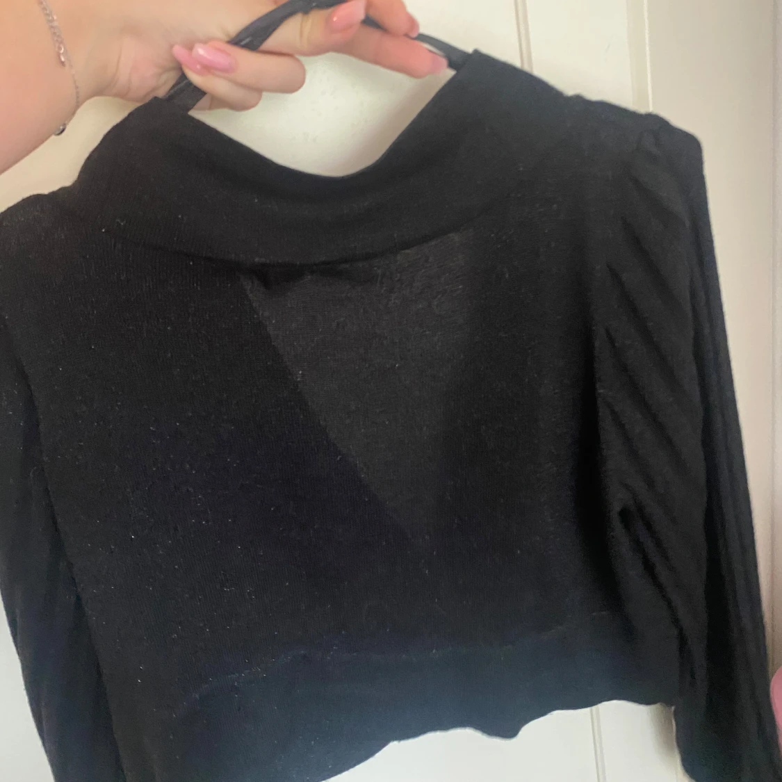Glittrig svart kofta  - 2