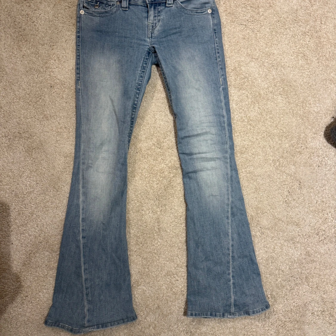 True Religion ljusblå bootcut jeans - 1