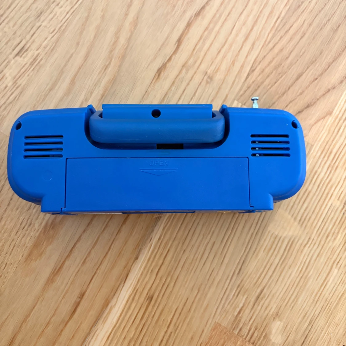 Mini Boom Box FM Radio Receiver - 3