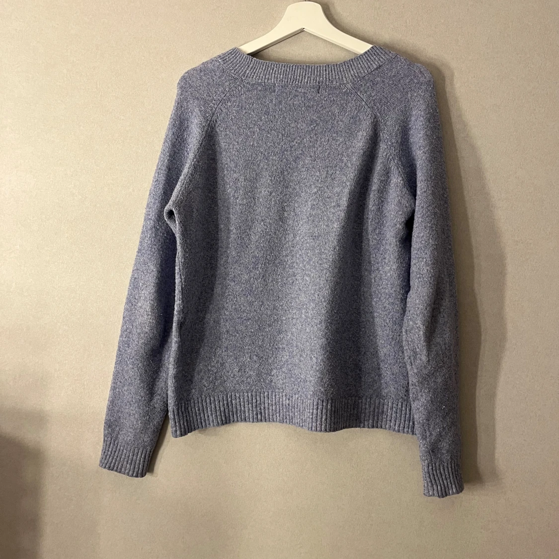 Ljusblå stickad tröja från Vero Moda - 2