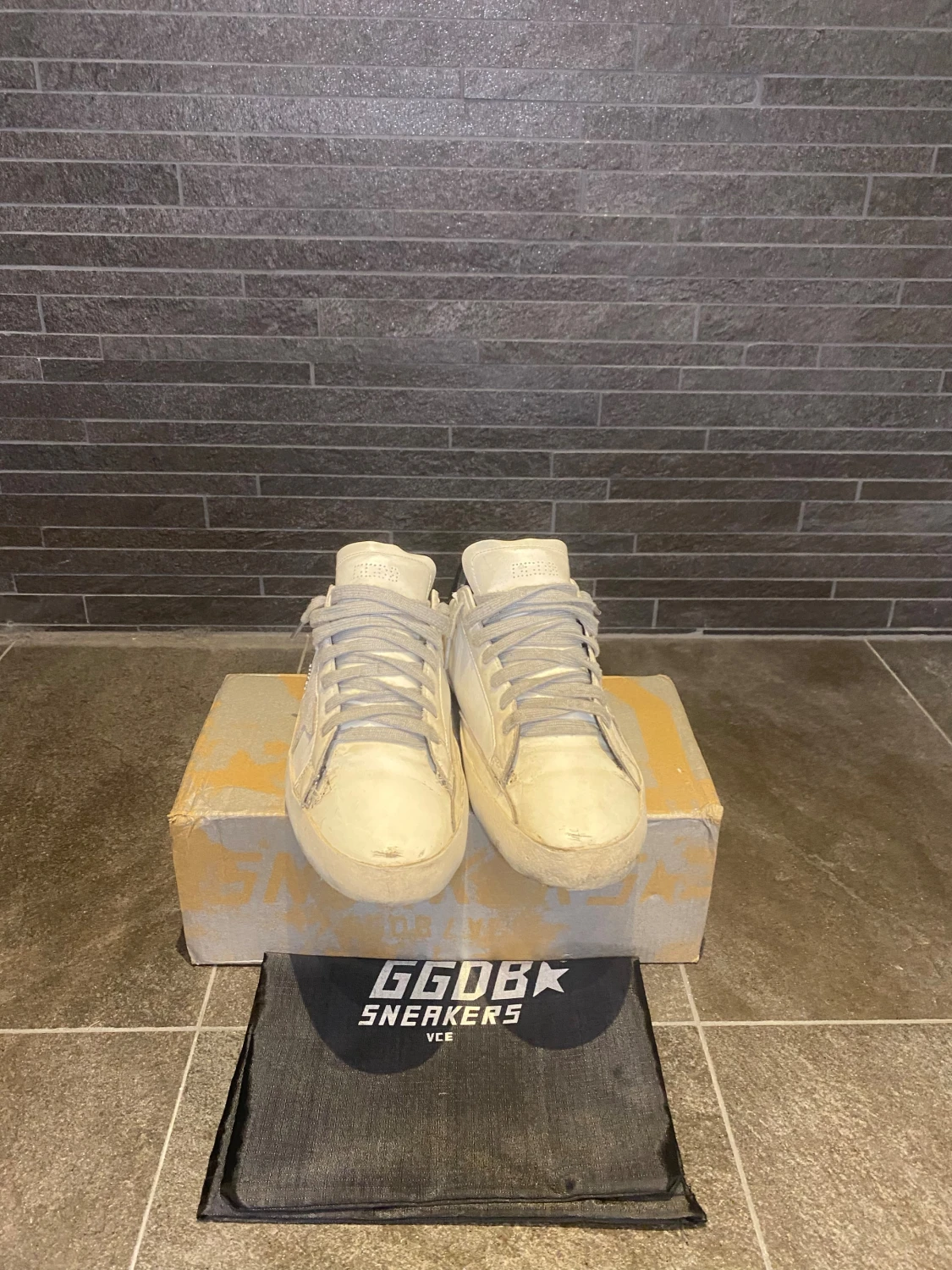 Golden Goose Superstar  - 1