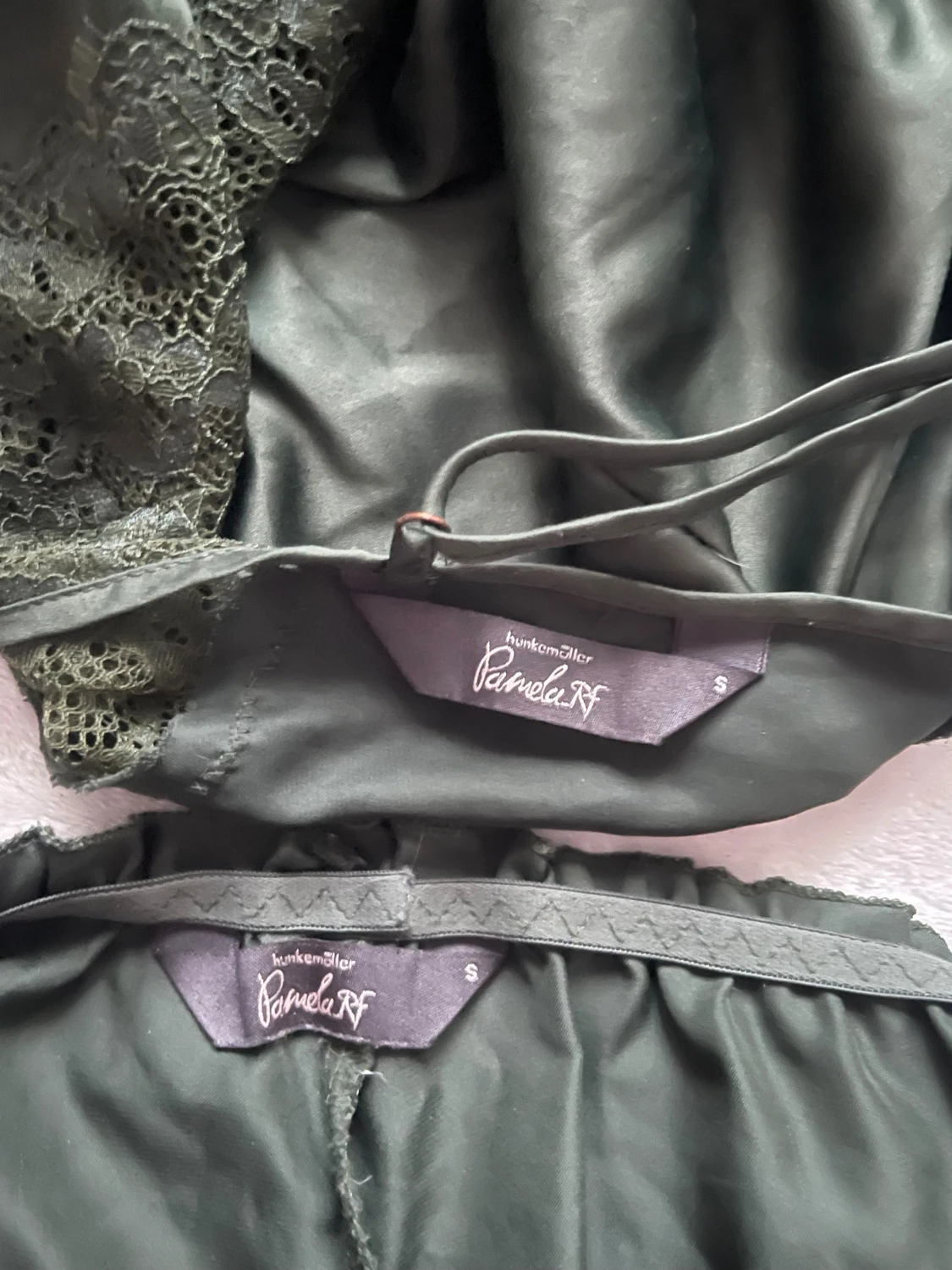 Mörkgrön spetsdetaljerad pyjamas - 5