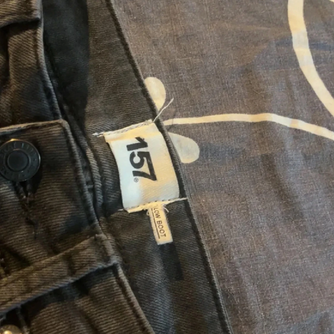 Svarta/grå bootcut jeans från lager - 3