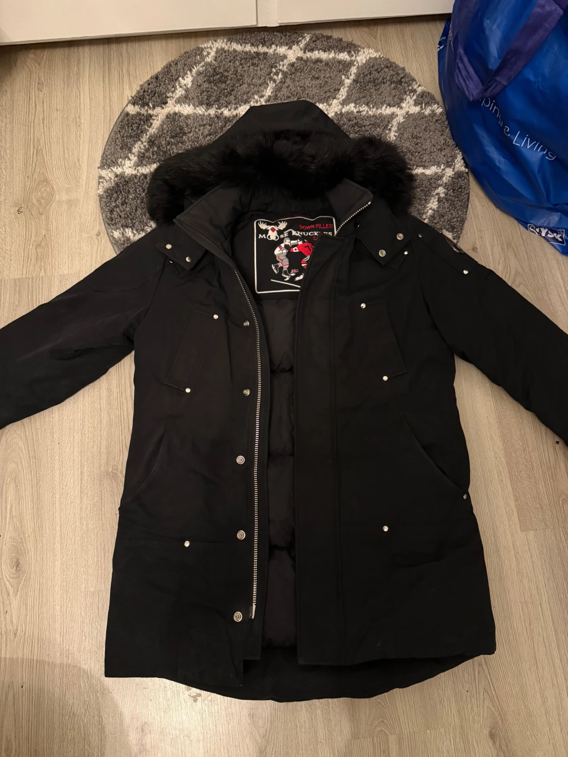 Svart dunjacka Moose Knuckles M