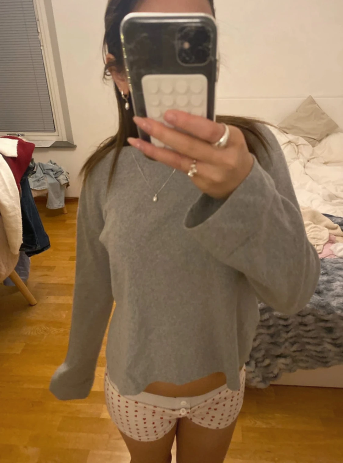 Grå långärmad tröja från Lindex - 1