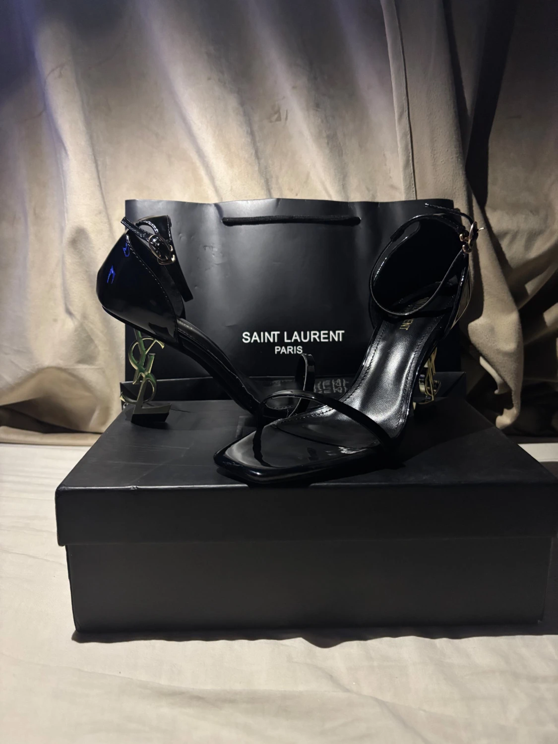 Saint Laurent klackar - 1