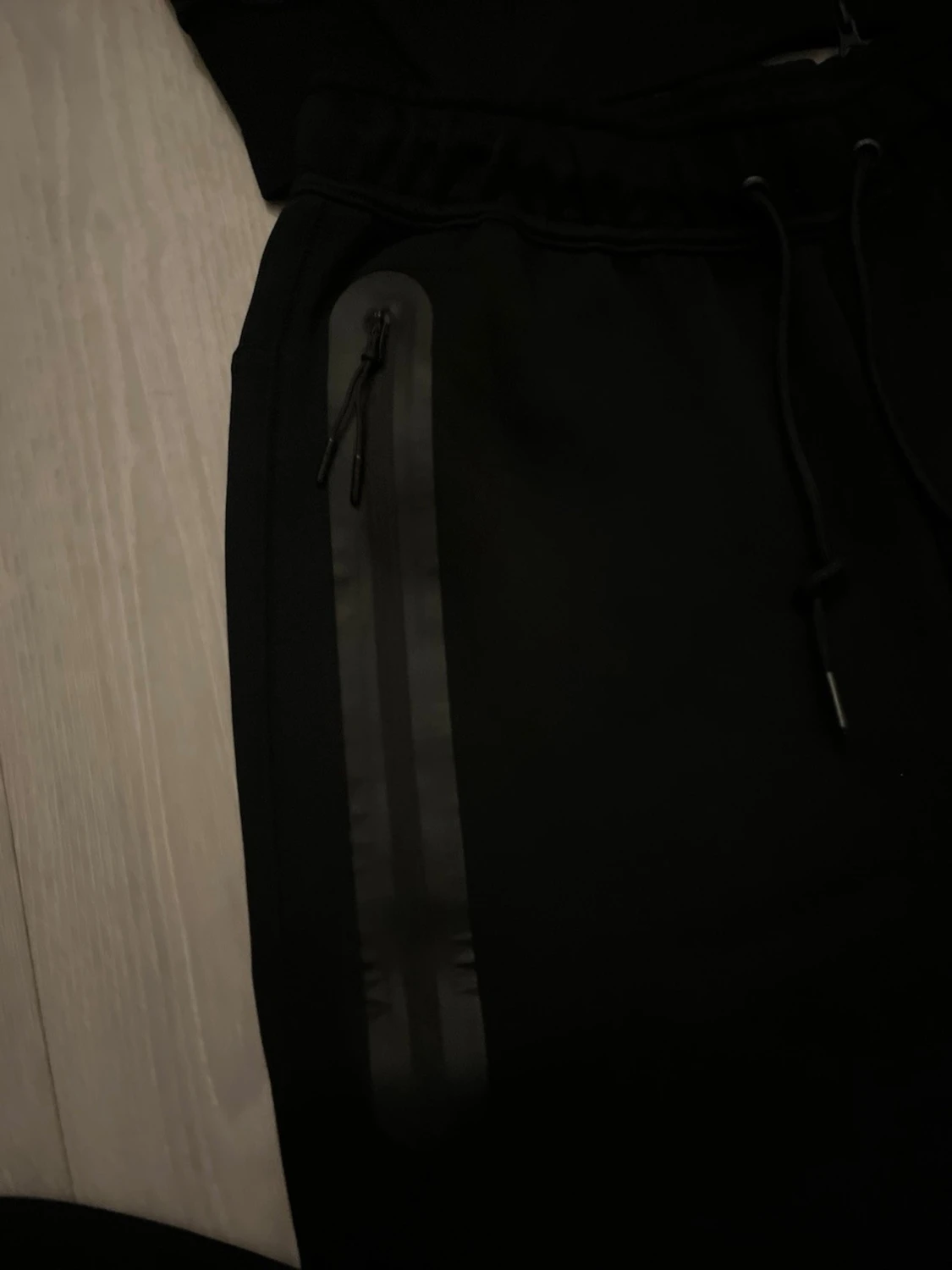 Nike Tech – Svart (M) / Komplett set - 4