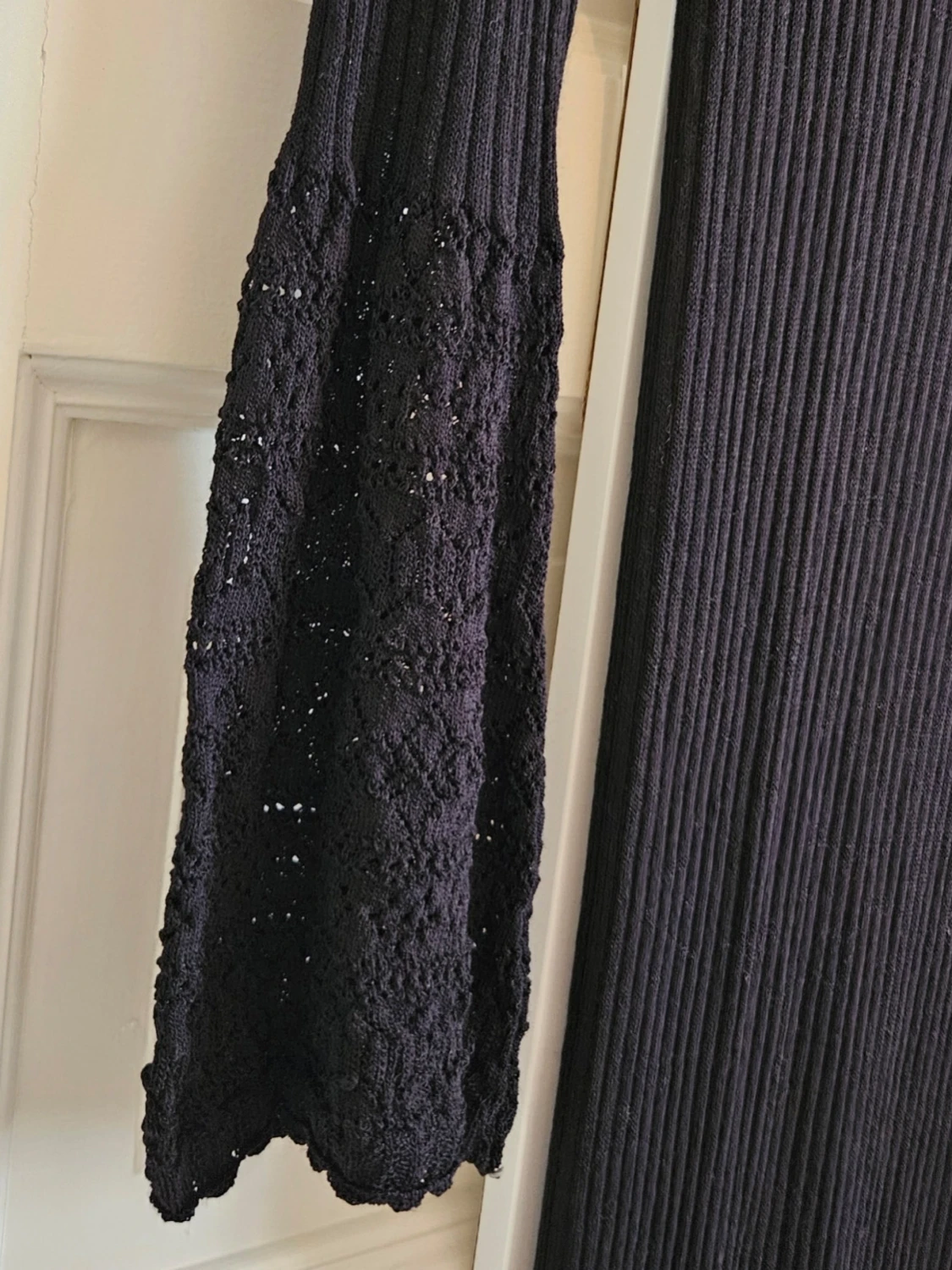 Svart lång stickad klänning - 2