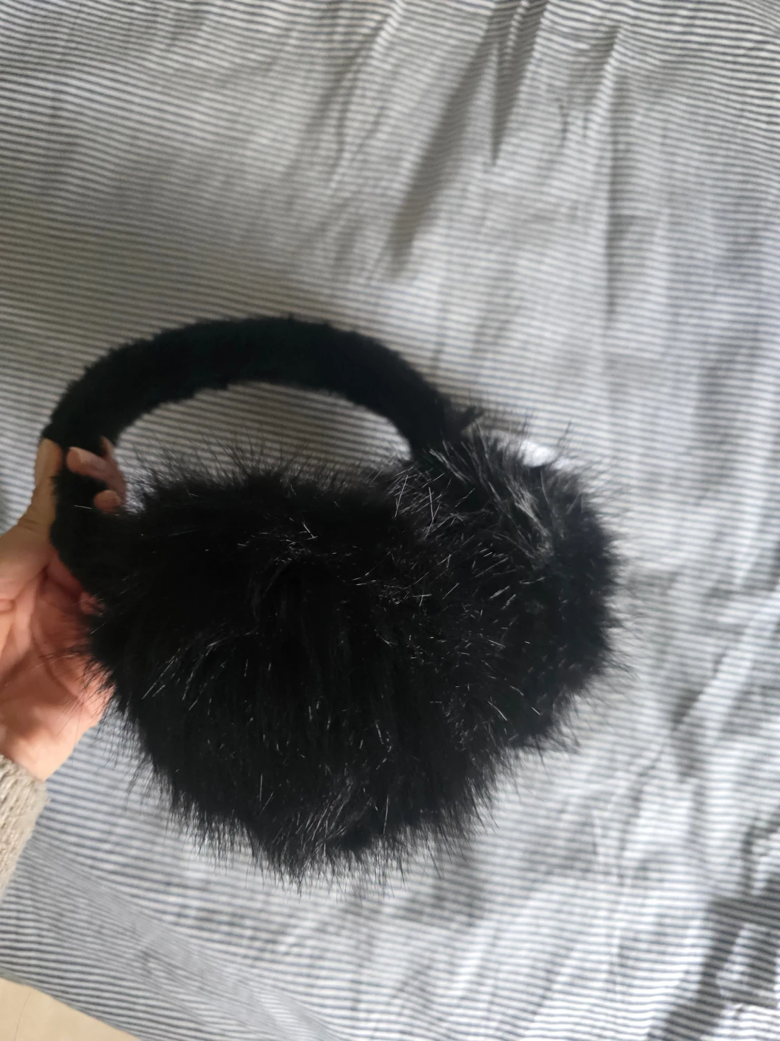 Fluffiga Öronmuffar - 1