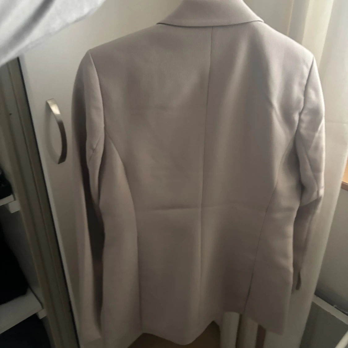 Beige kavaj från NA-KD, strl 34 - 2