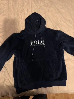 Ralph lauren sherpa fleece  - Riktigt mysig och fluffig hoodie från Ralph lauren i sherpa fleece