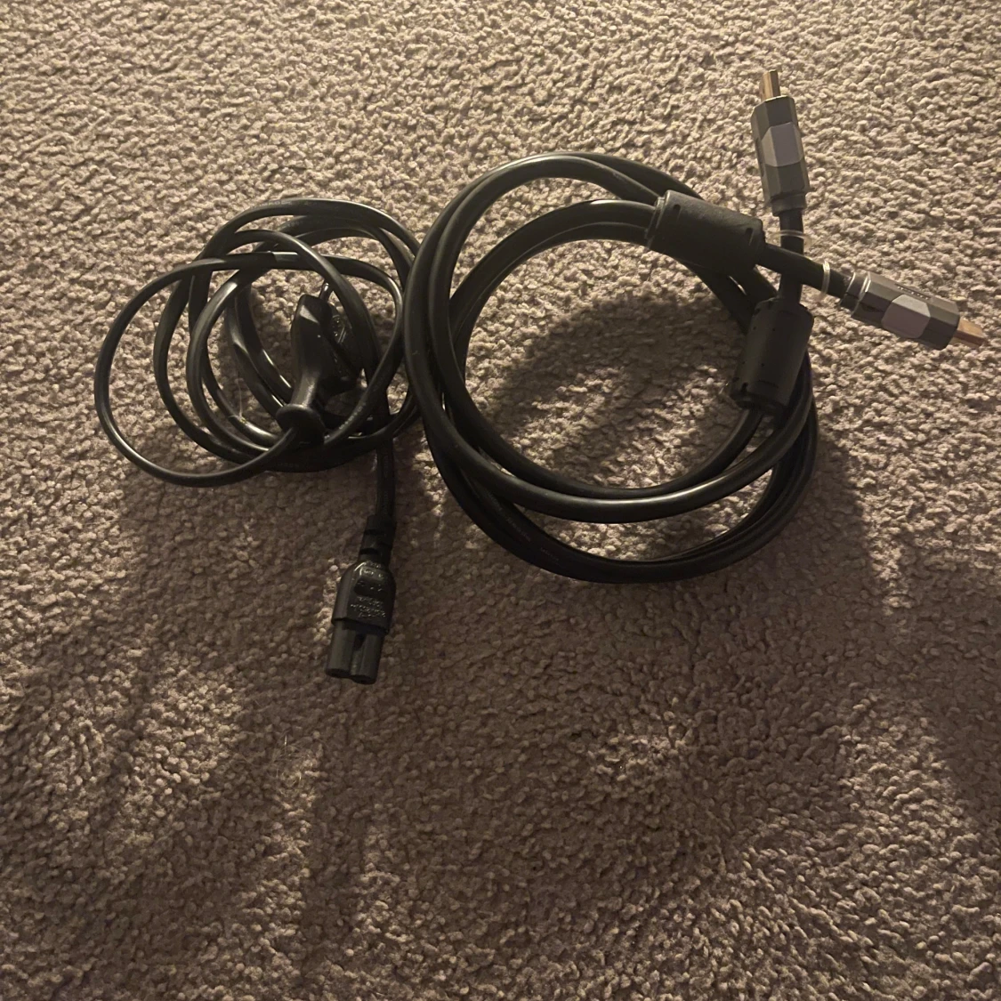 PlayStation 4 Slim - 1