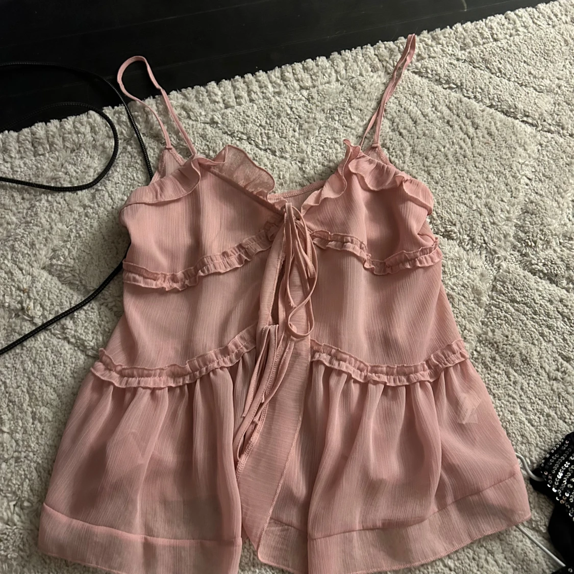 Rosa volangtop med snörning - 1