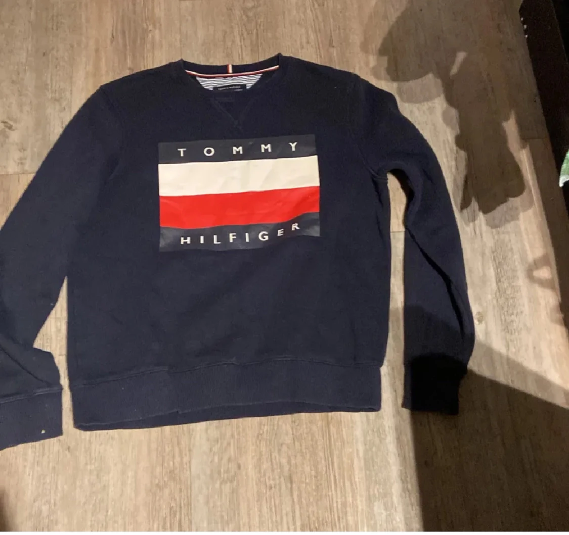 Mörkblå Tommy Hilfiger sweatshirt