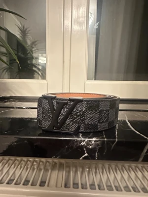 Rutigt VL bälte  - Snyggt 110 cm 