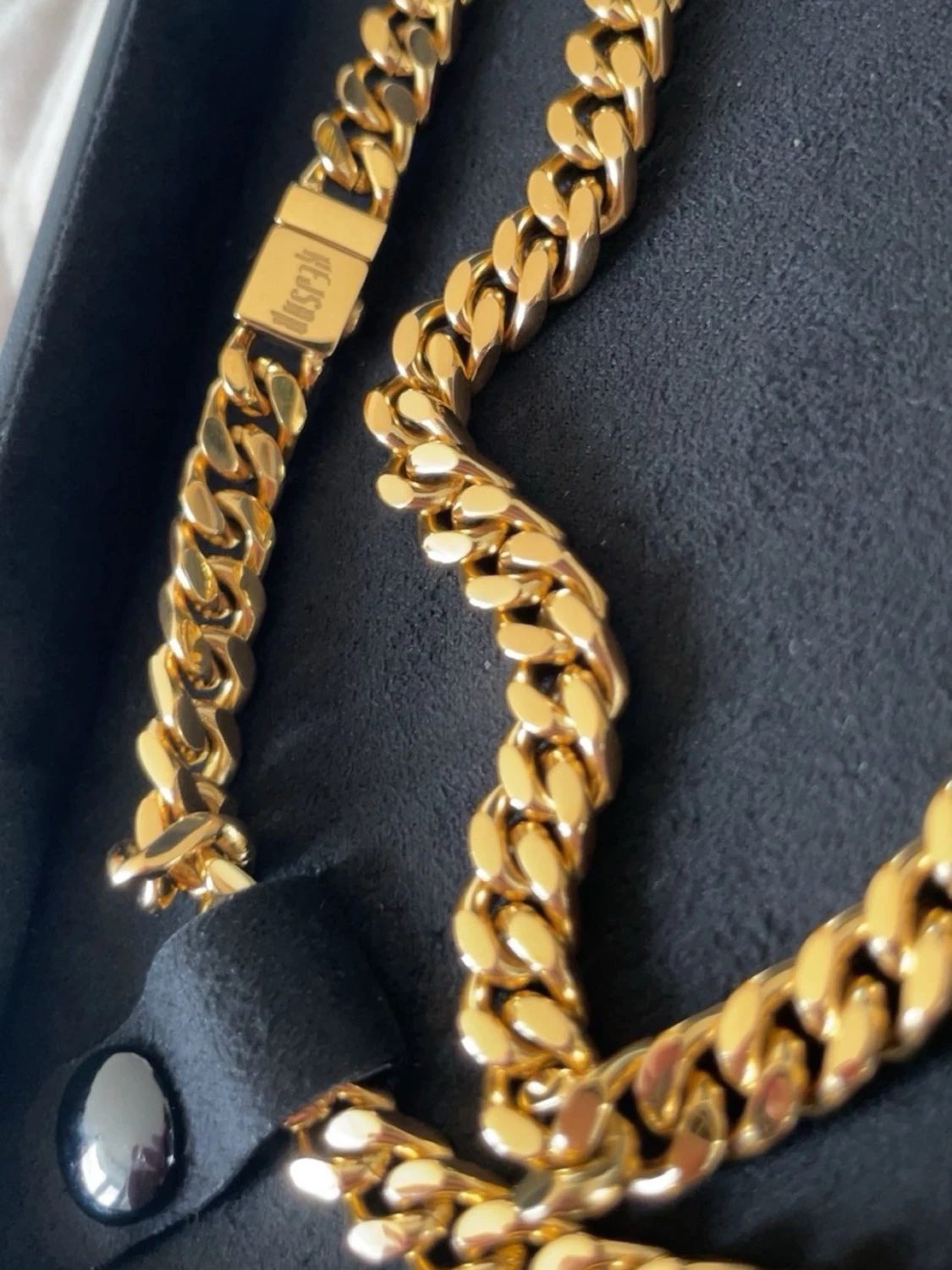 Guldfärgad kedja från Kejsar - 2