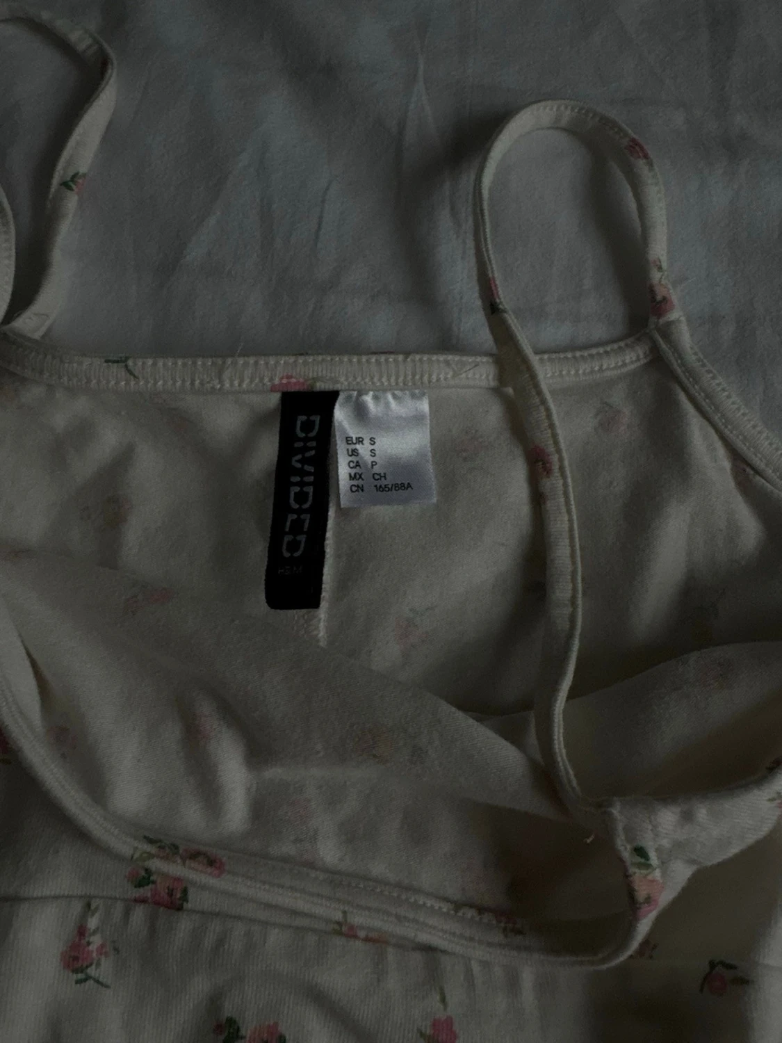 Blommig kort klänning från H&M Divided - 3