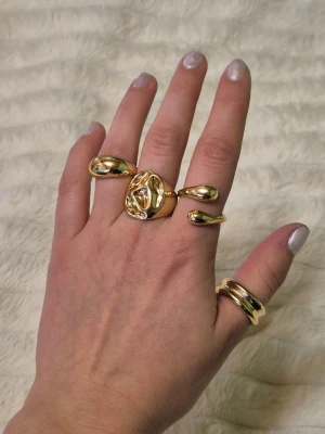 Set ringar  - 4 st ringar 