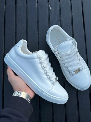 Arenas - Sparsamt använda. Först till kvarn🙌🏻