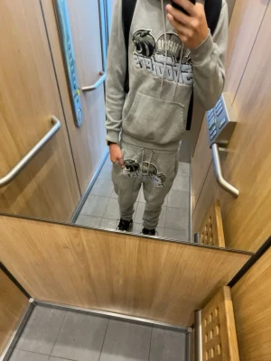 Trapstar shooter set - Trapstar set inte jätte använd men lite 