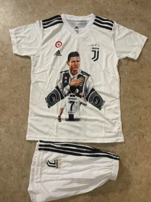Helt ny Ronaldo dress! - Helt ny Ronaldo dress!
