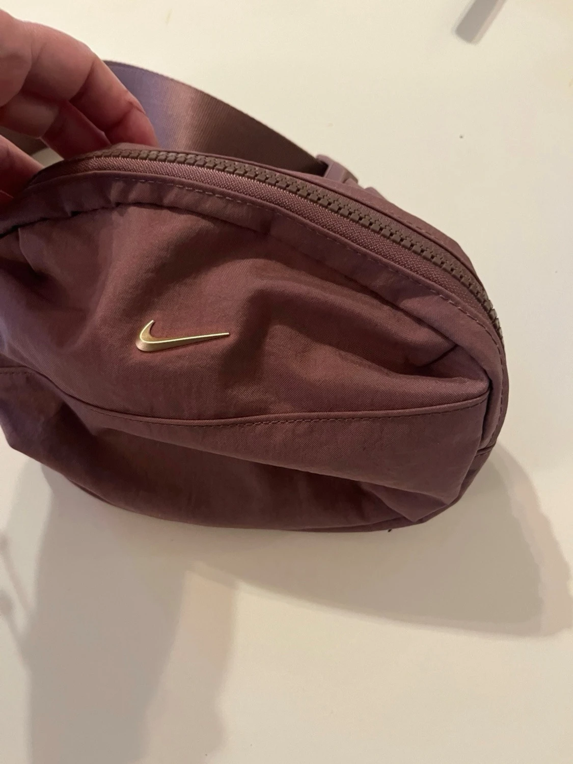 Violet waist bag very nice