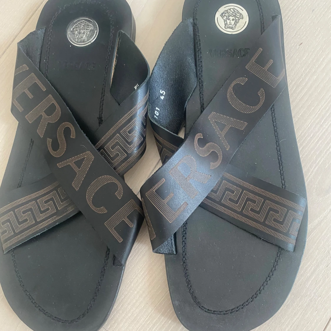 Versace Tofflor  - 1