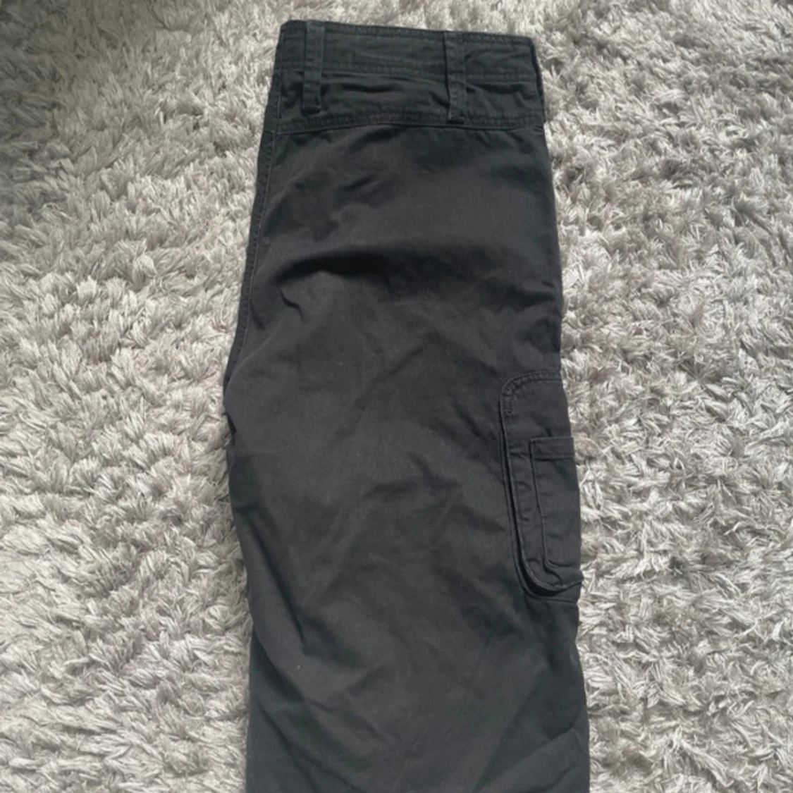 Svarta cargo shorts från BDG Urban Outfitters - 3