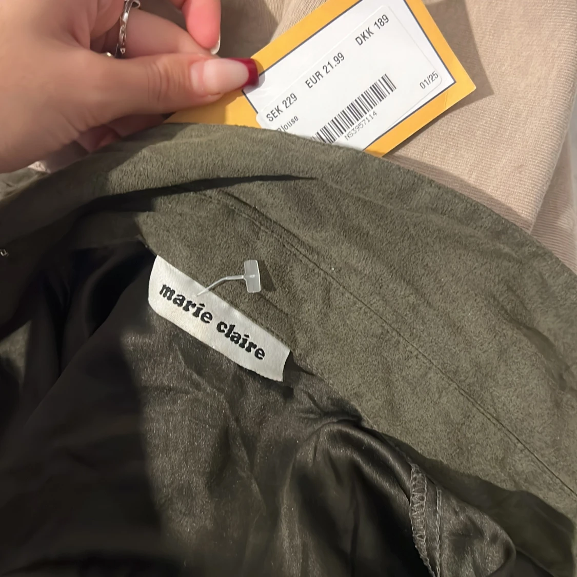 Olivgrön skjorta med knappar - 4