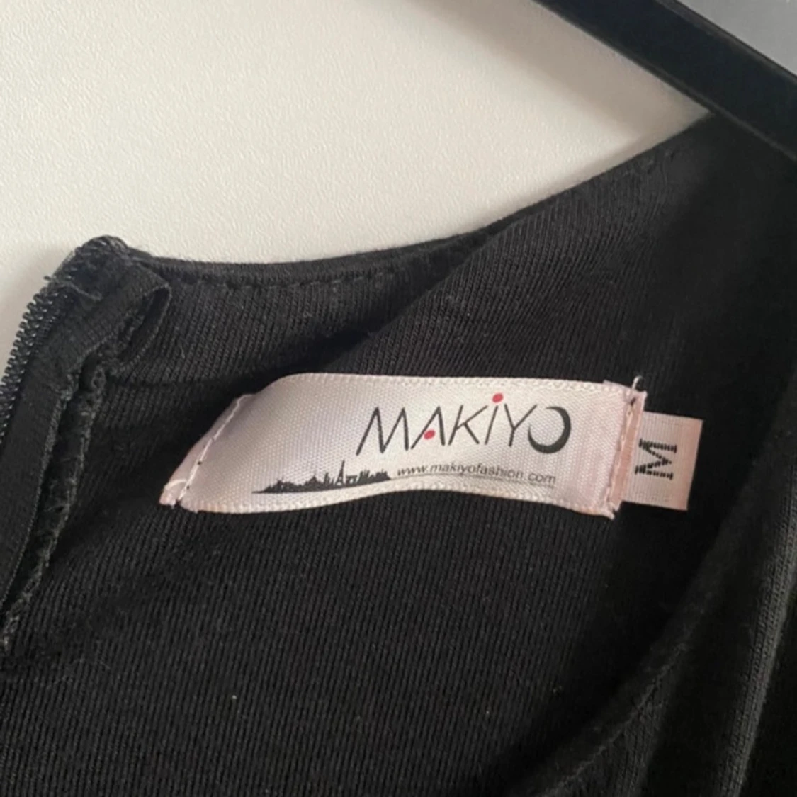 Svartvit randig klänning Makiyo M - 1