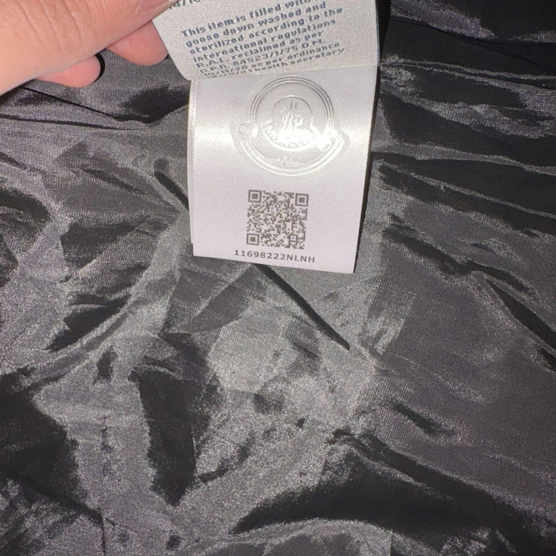 Svart Moncler pufferjacka M - 4