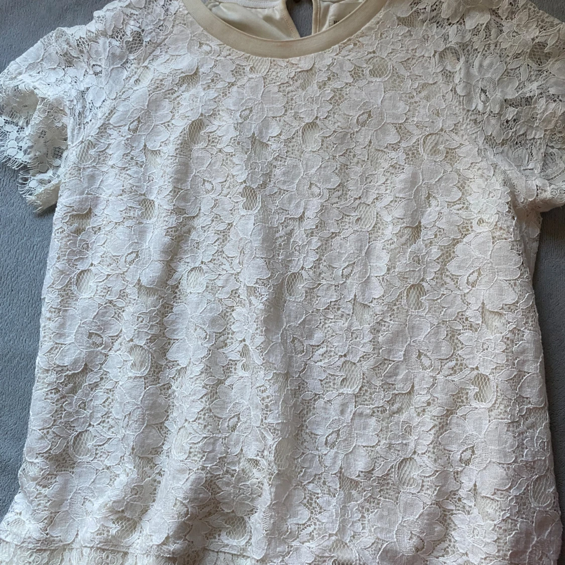 Vit spetsblus från Holly & White - 1