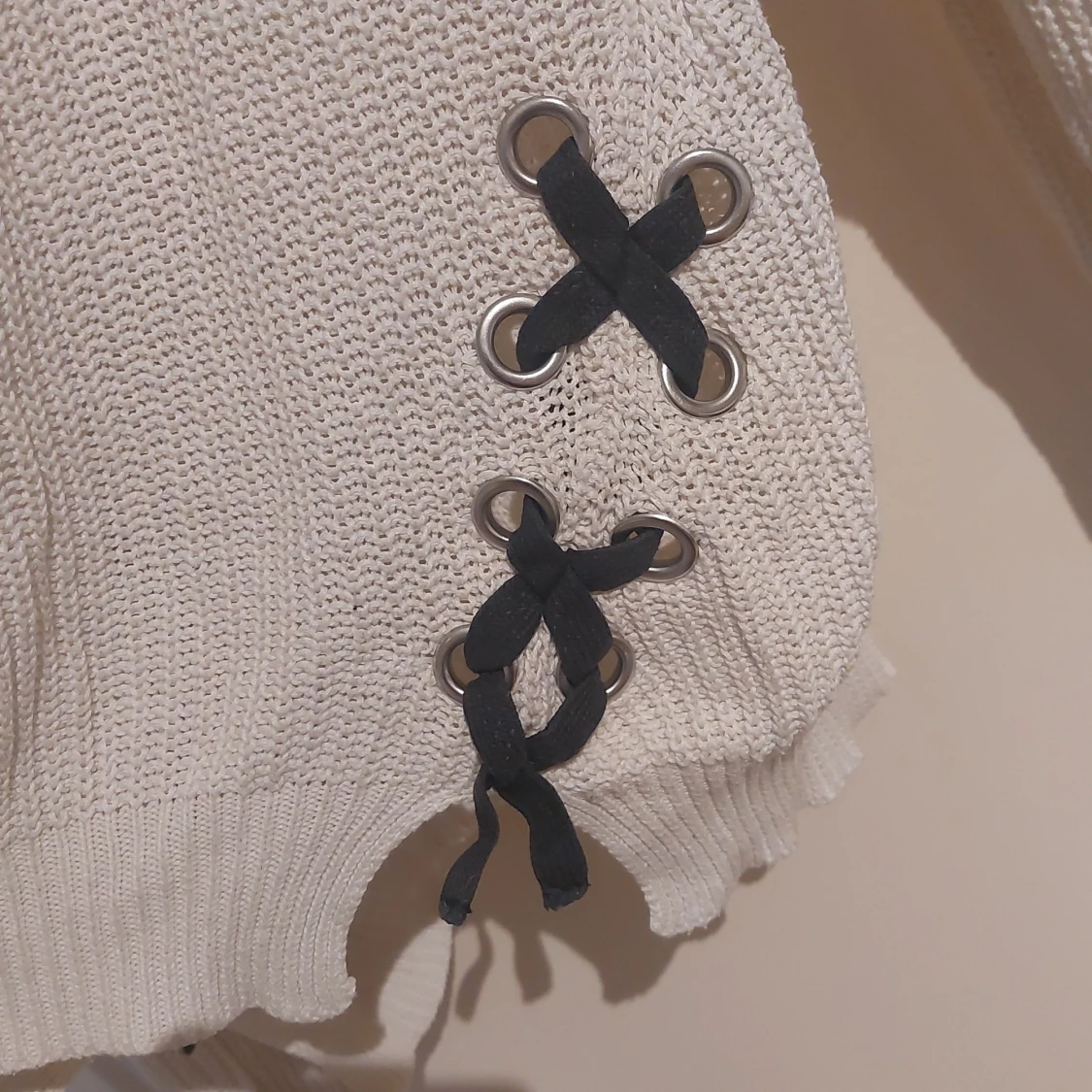 Vit stickad tröja UNIQ Young - 3