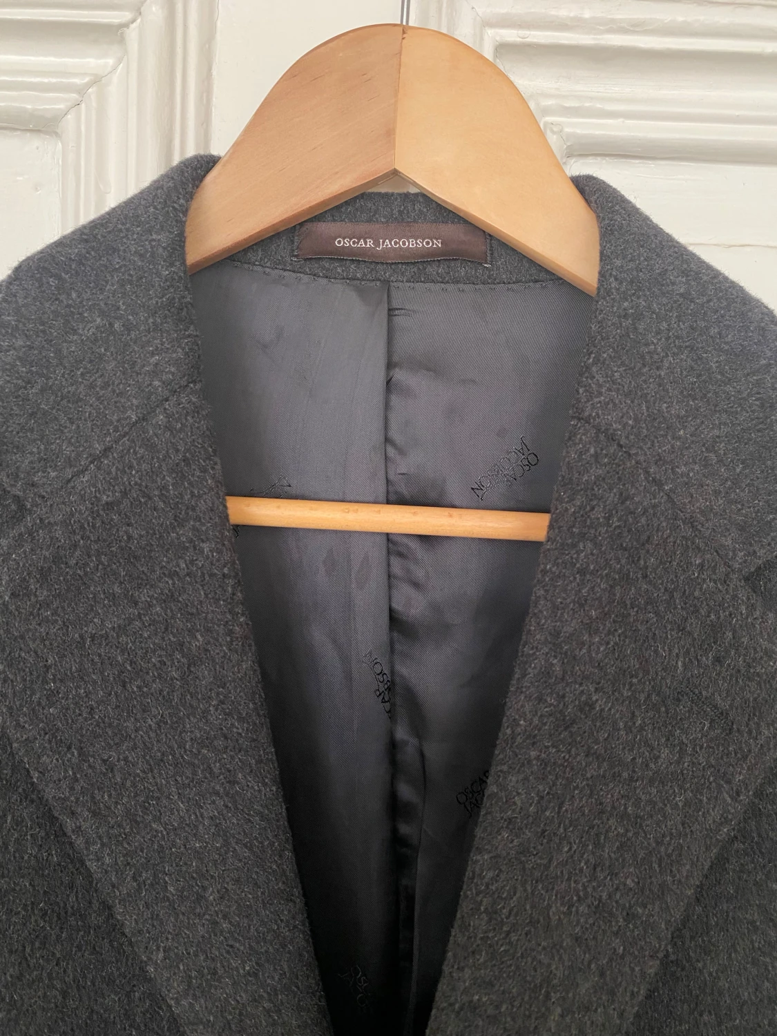 Mörkgrå rock från Oscar Jacobson - 2