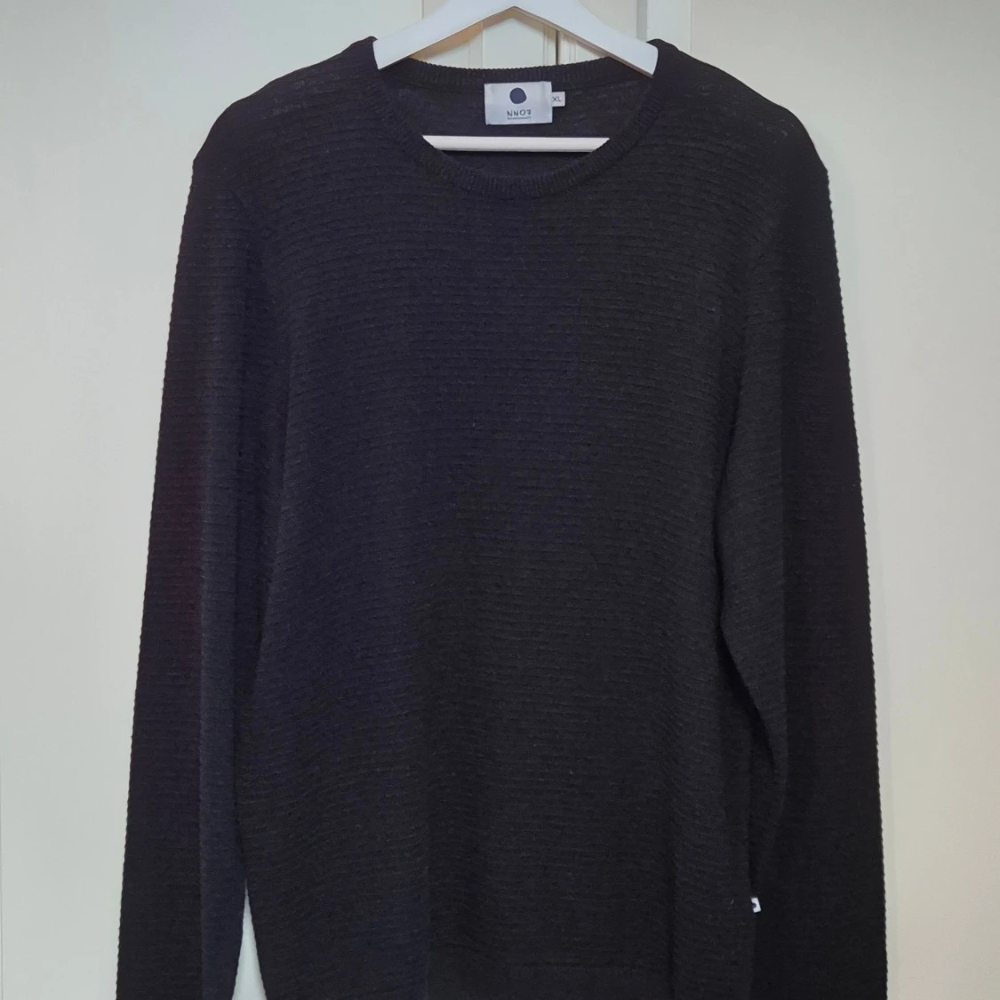 Marinblå stickad tröja från NN07 XL