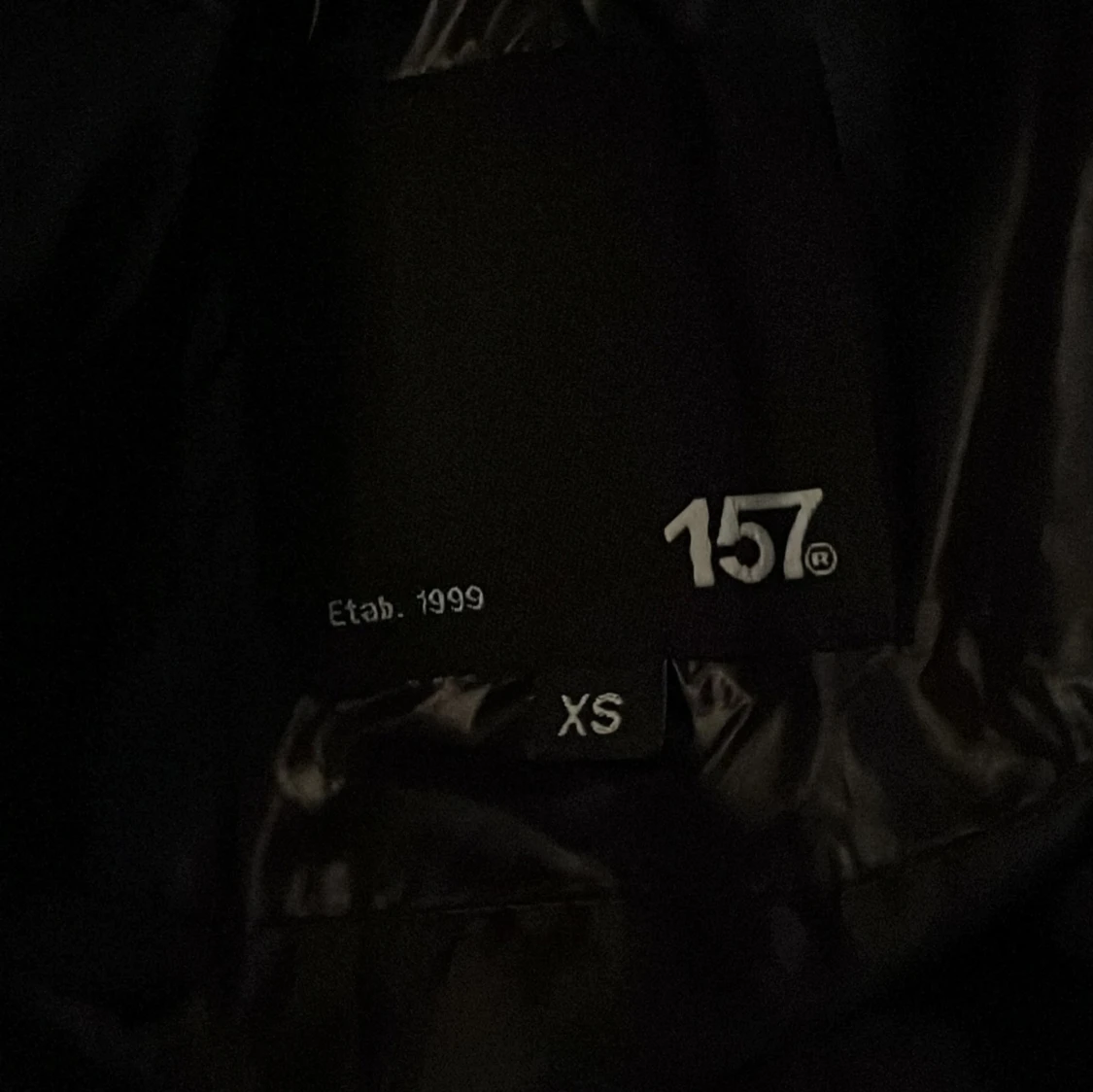 Svart pufferjacka från 157 XS - 1