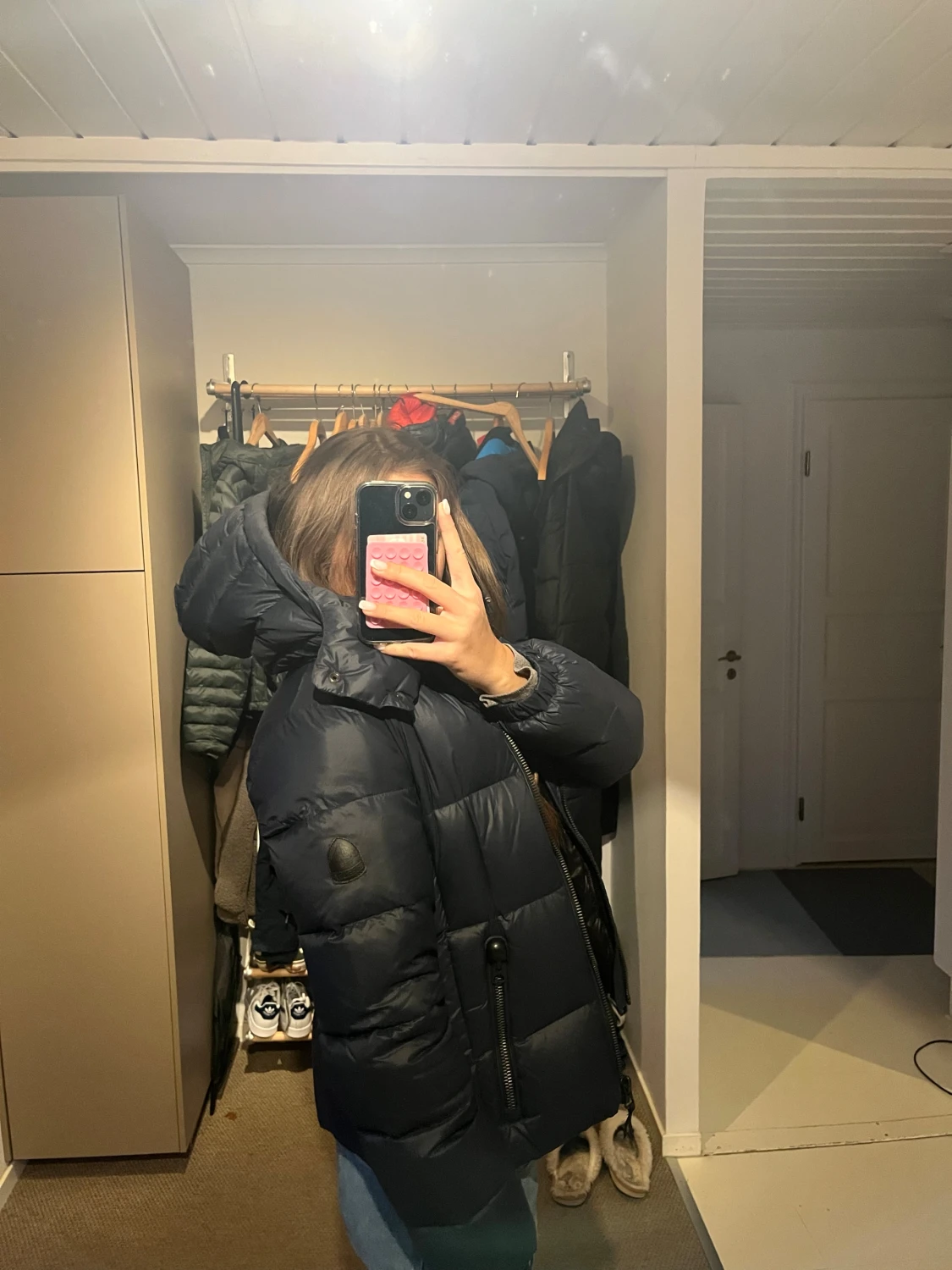 Mörkblå pufferjacka superdry  - 2