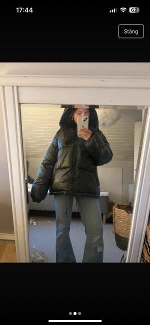 Vinter puffer jacka  - Säljer min vinterjacka, endast använd en vinter 💕